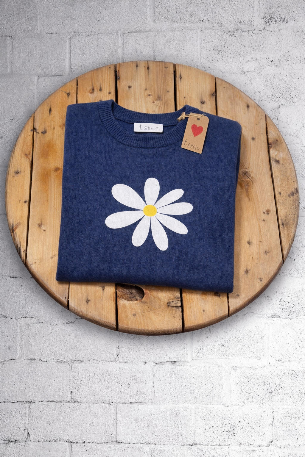 Maglione t-cecio con margherita